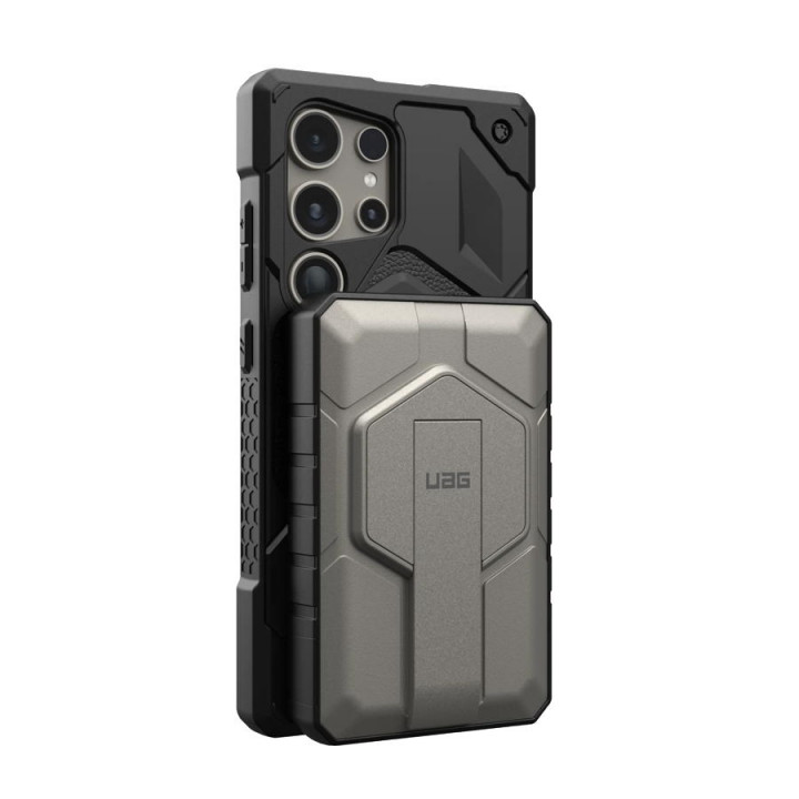 UAG - Rugged 10K Wireless PowerBank w/Stand